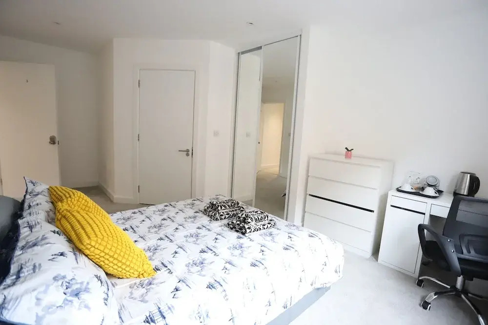 Luxury London Apartment With 5 Bedrooms