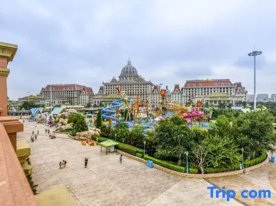 Penglai Coast Hotel (Oulebao Water World)