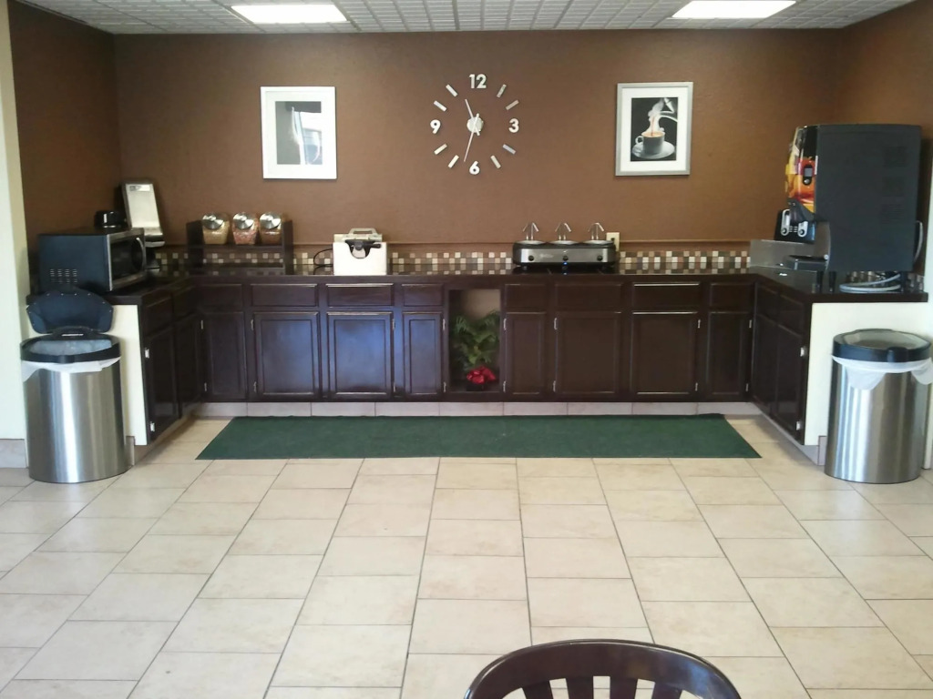 Best Western Red Baron Hotel