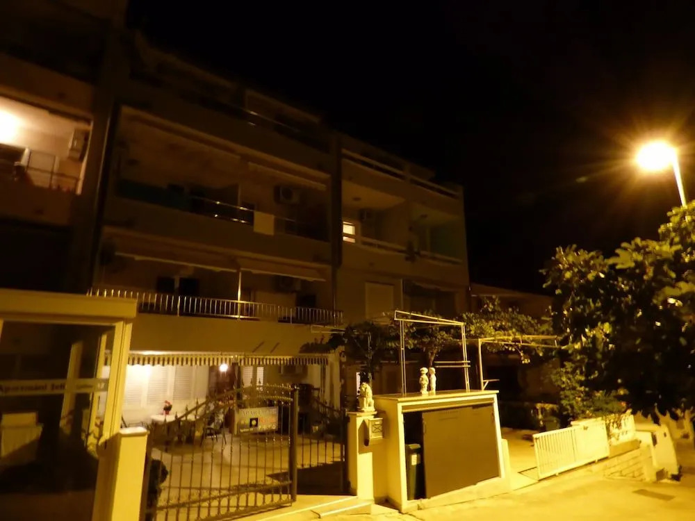 Apartments by the sea Baska Voda, Makarska - 21774