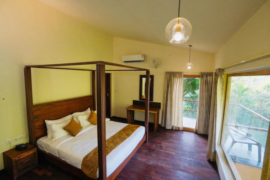 Maple Ash Resort