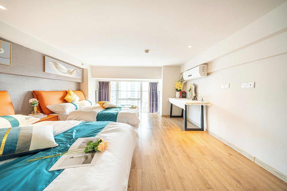 Shanghai Hills & Freshly Home Loft Retreat near NECC