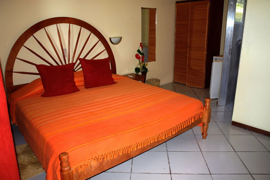 Tamarind Tree Hotel