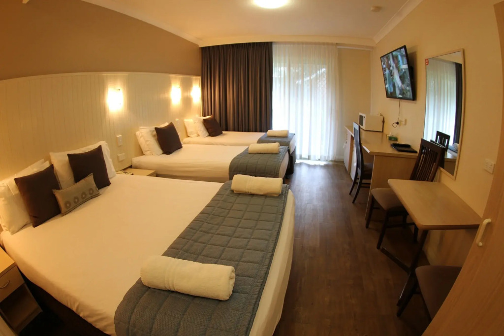 Sleepy Hill Motor Inn