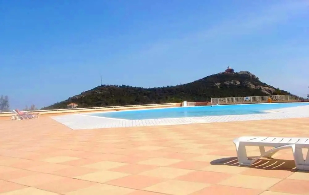 Apartment With 2 Bedrooms in Agay, With Wonderful sea View, Pool Acces