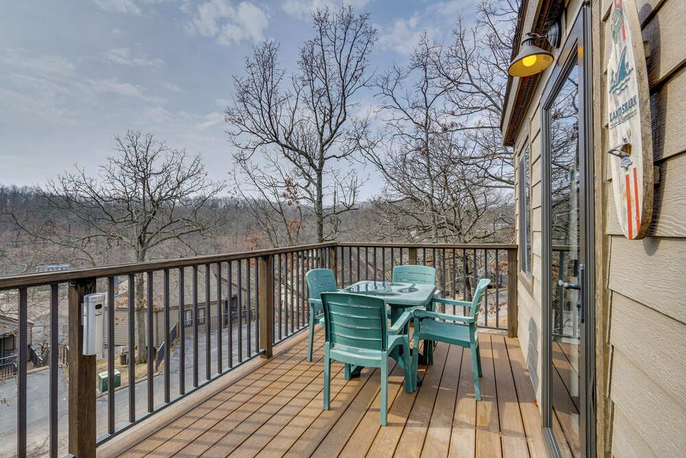 Boaters Haven! Lake of the Ozarks Resort Retreat