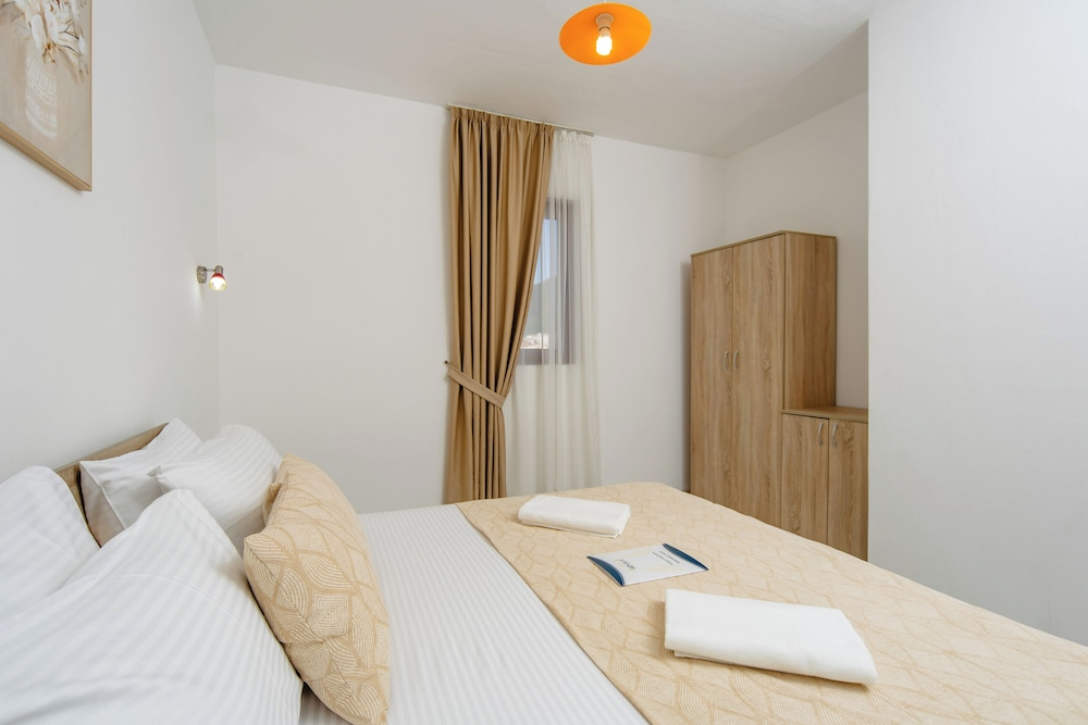 Arvala Apartments