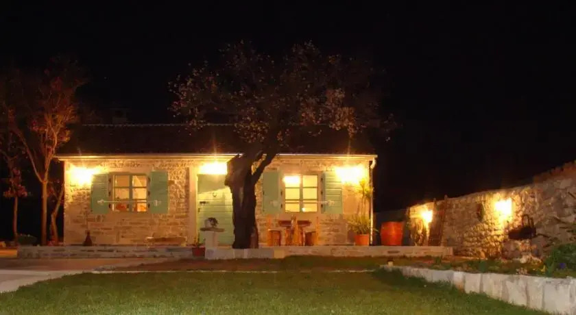 Holiday Home Mia