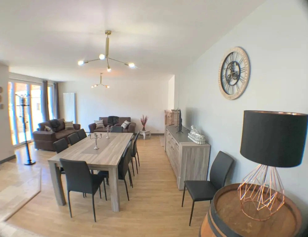 Le Clos Saint Gilles, T5, village viticole