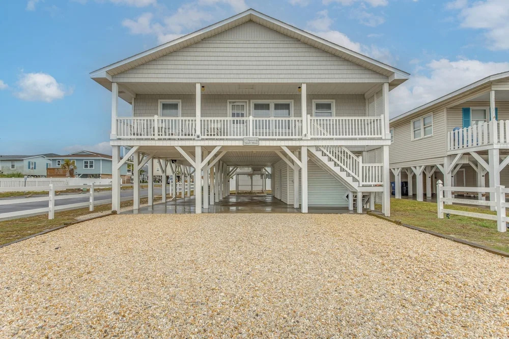 Steps to Sand! Family Ocean Isle Beach Retreat