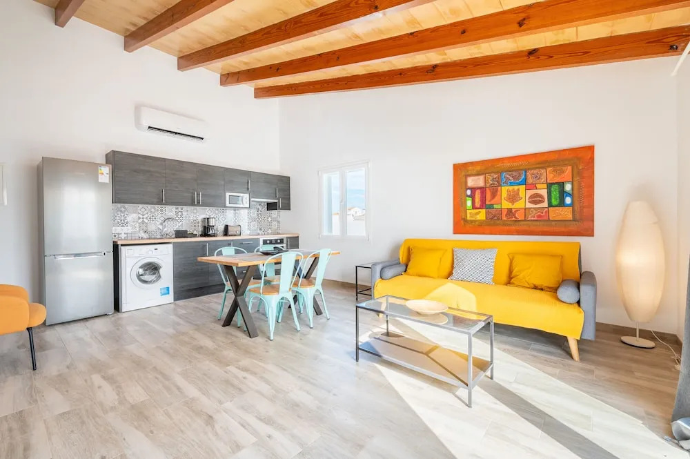 Apartamentos Marivent by MHR