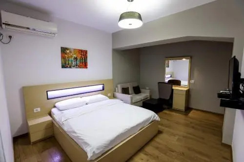Elior2 Apartments