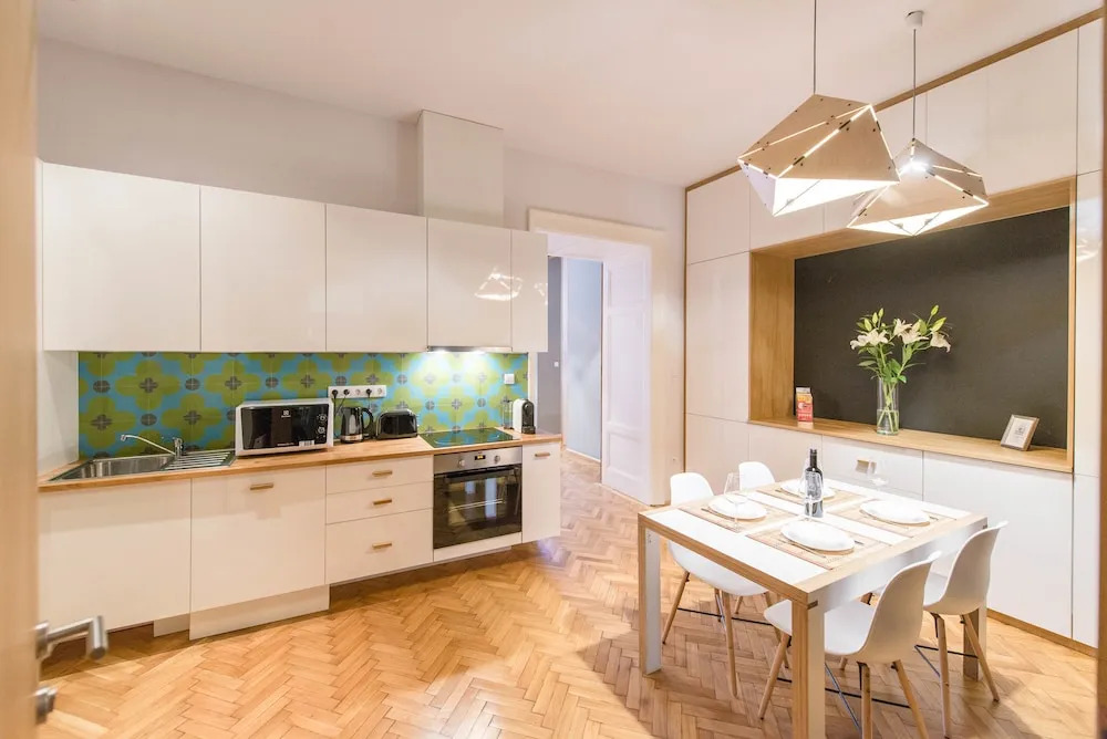 Oasis Apartments - Paulay Ede Street