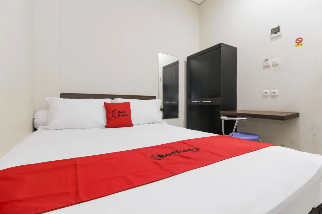 RedDoorz near Samarinda Central Plaza