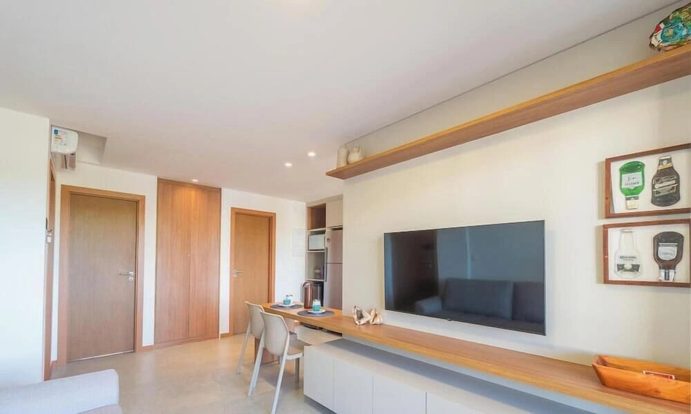 Apt in Condo w/ Pool 140m From the Beach Vii0107