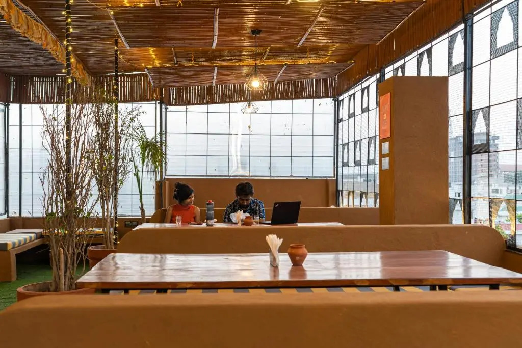 The Hosteller Jaipur, MI Road