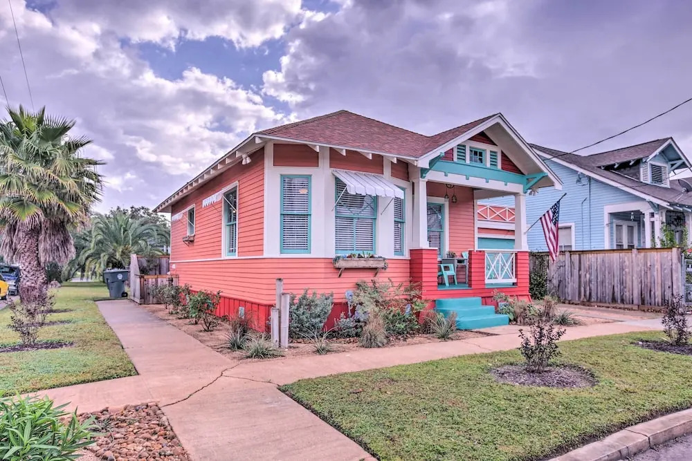 Walk to Pleasure Pier! 'rose's Beach House'