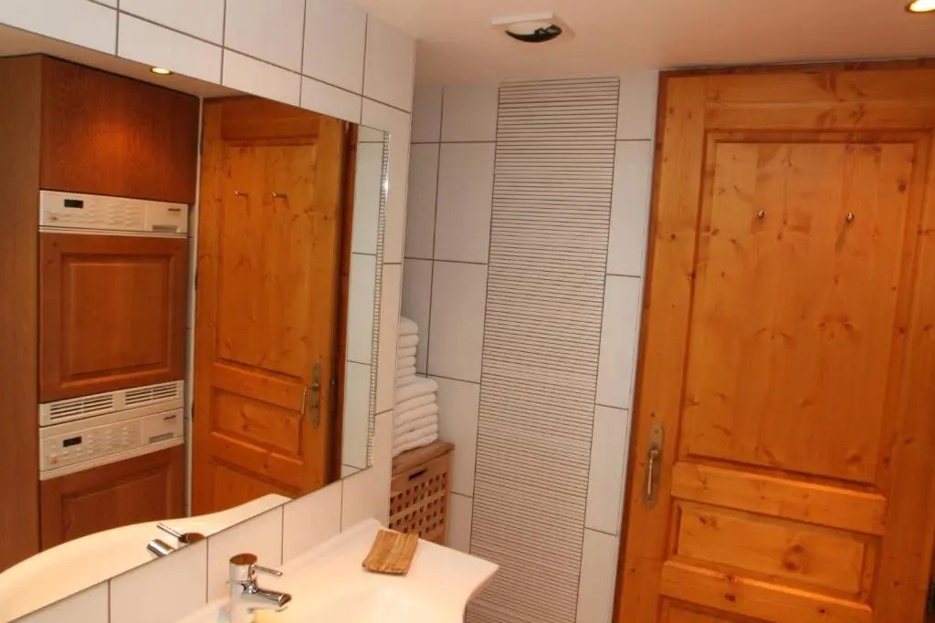 Apartment Ecureuil 200m2, 6 bedrooms - Living room with fireplace