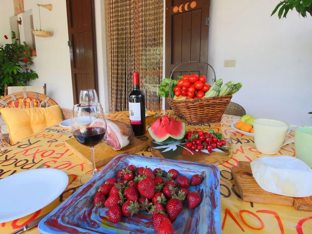 Farmhouse with Spacious Garden in the Maremma Region, Near the Sea