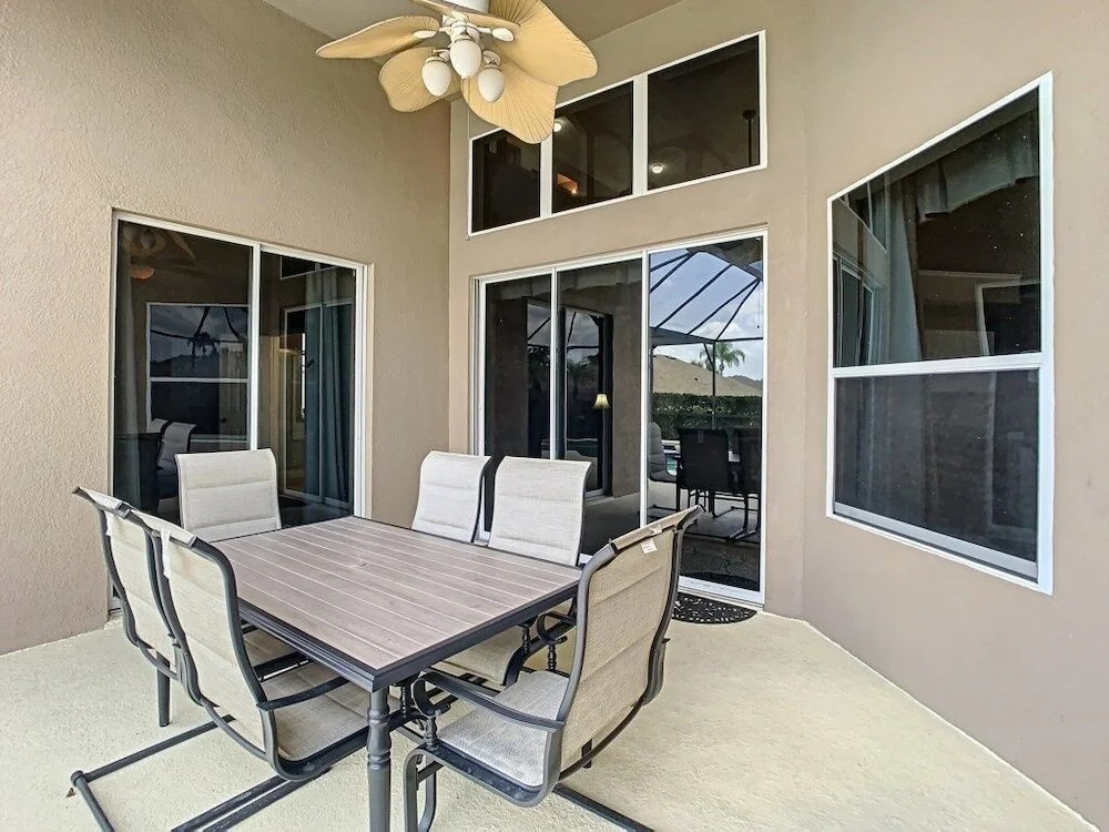 6 Bed Close To Disney In A Gated Resort Community 6 Bedroom Villa by Redawning