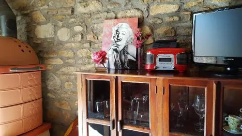 Apartamentos La Borda Castillon