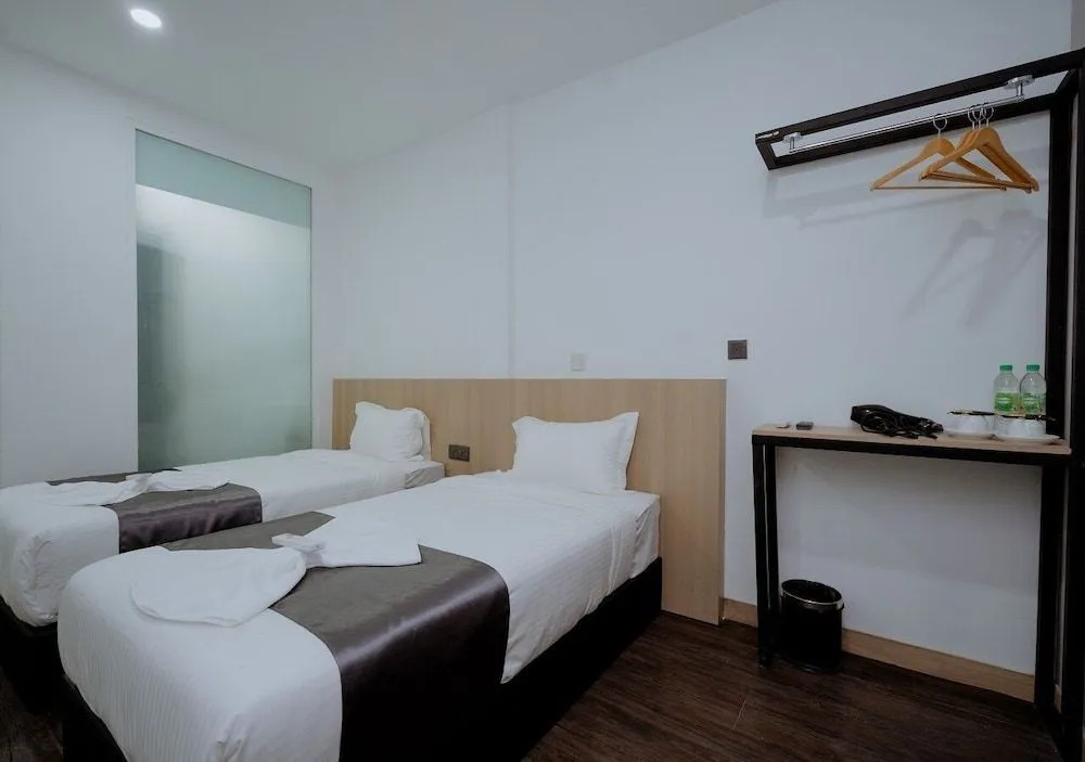 Kimal Hotel @ off Jalan Tupai