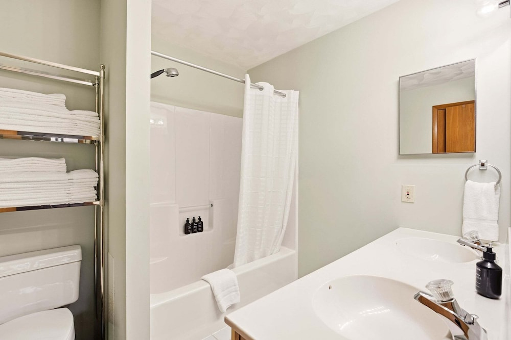 Seven Springs Meadowridge 3brloft Premier-cssv8011 3 Bedroom Condo