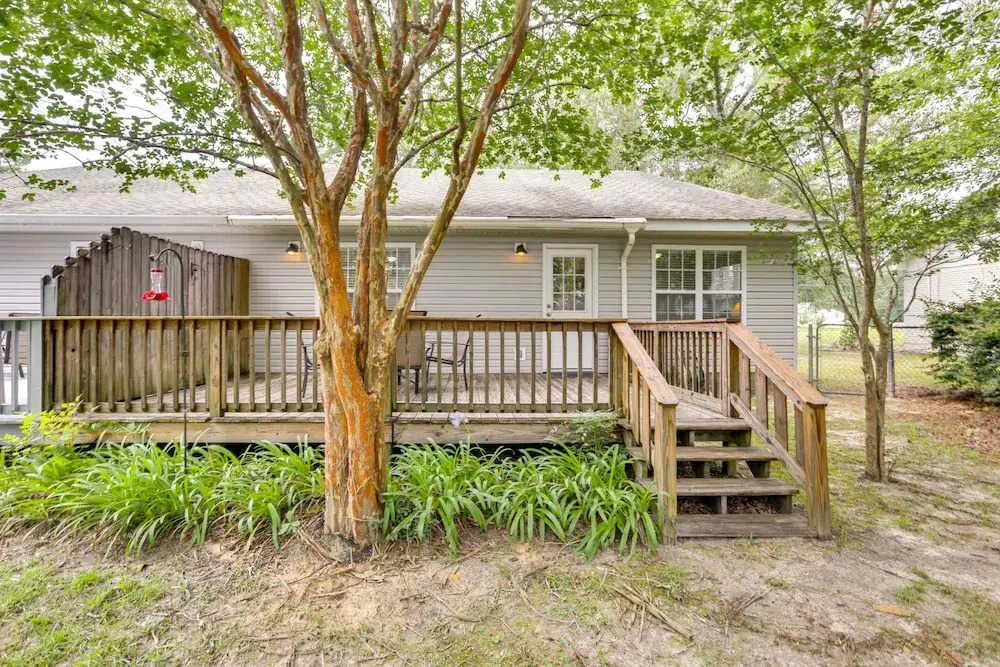 Tranquil Thomasville Retreat w/ Deck + Dining Area