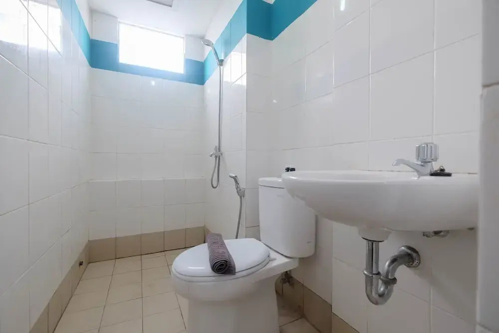 Great Location And Comfort 3Br At Bassura City Apartment