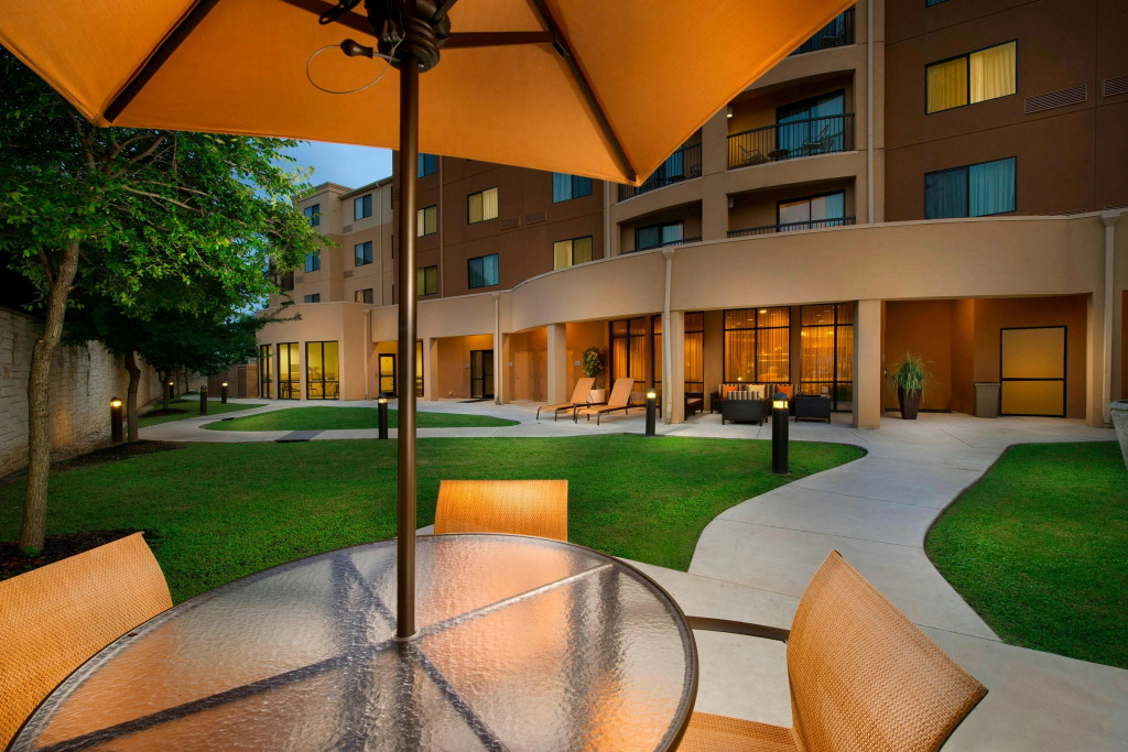 Courtyard by Marriott San Antonio Lackland