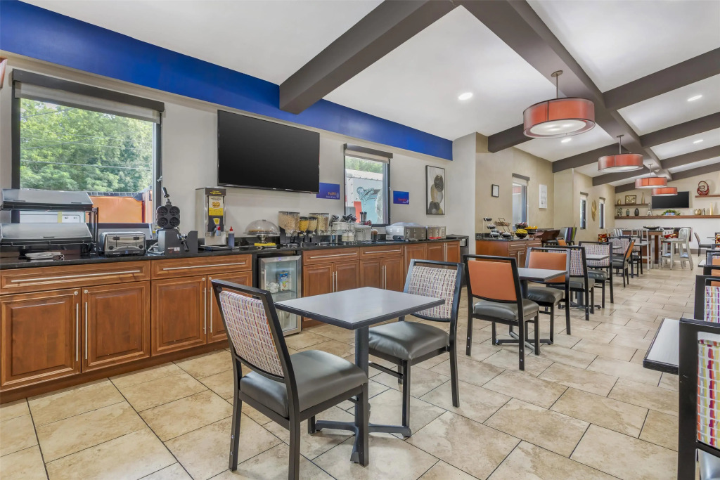 Best Western Asheville-Blue Ridge Parkway