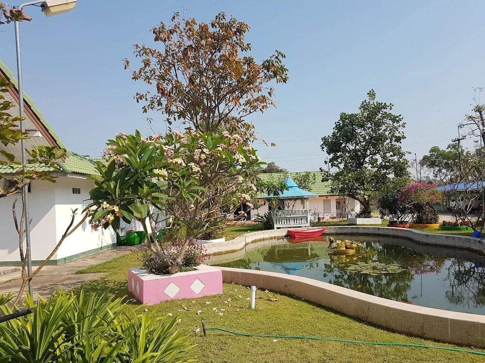 Sunny Resort