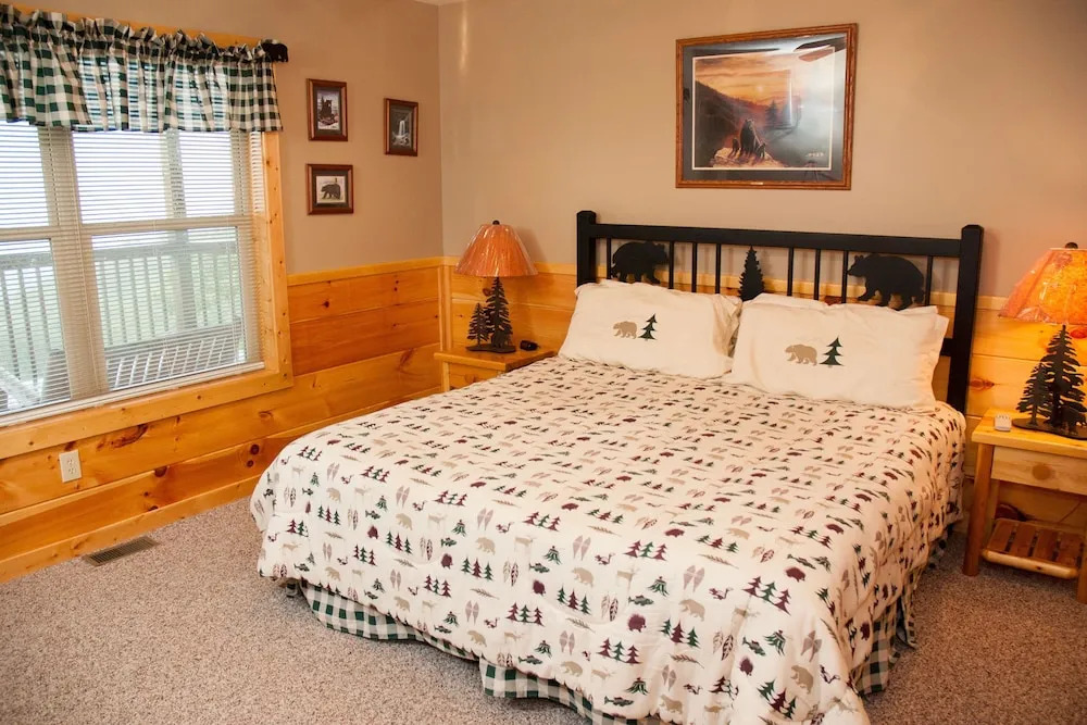 ARROWHEAD - 5 Br Cabin