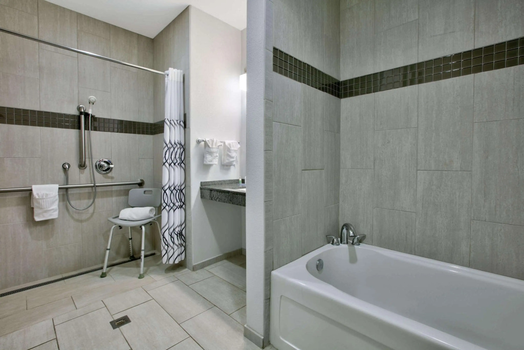 La Quinta Inn & Suites by Wyndham Lubbock Southwest