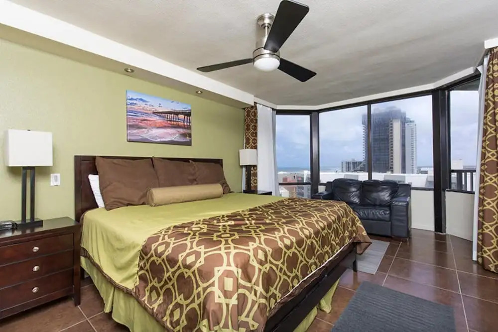 Saida Royale Condominium 9017