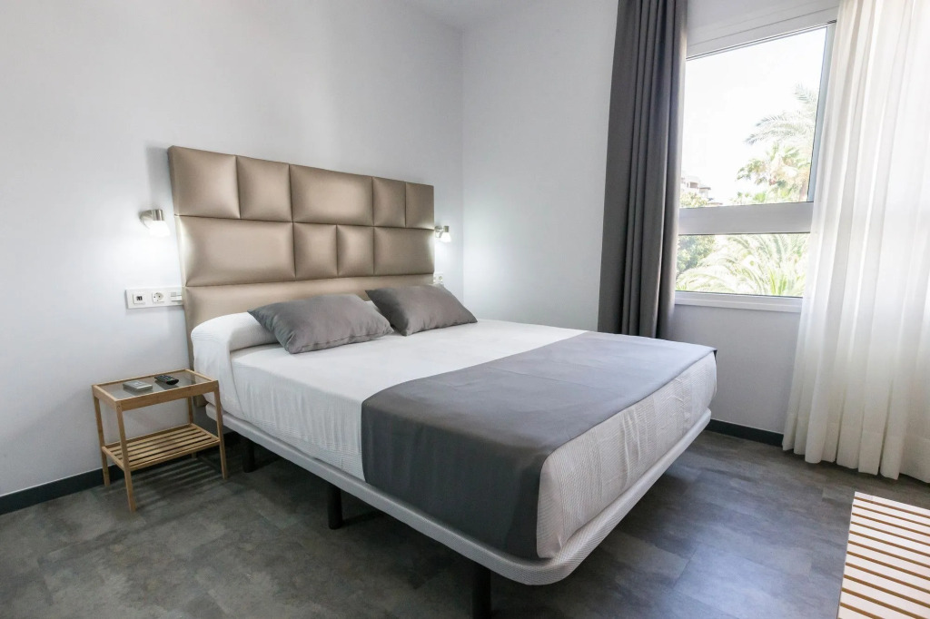 Bajondillo Beach Cozy Inns