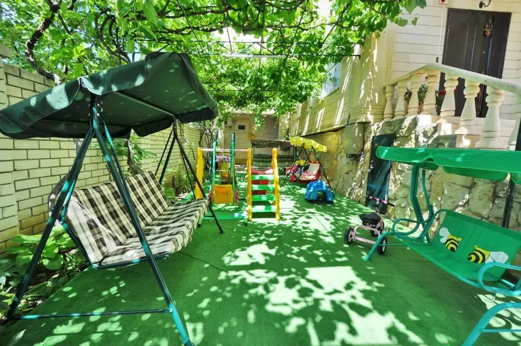 Guest House Kristina 2 at Vityazevo