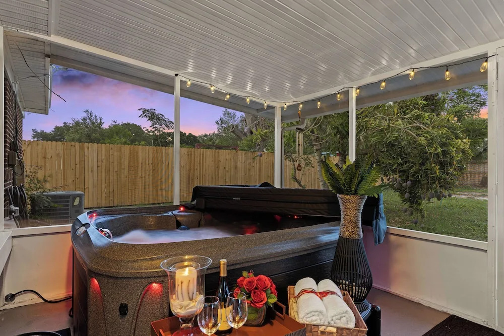 5 Mi Circle B Bar Reserve: Lakeland Getaway!