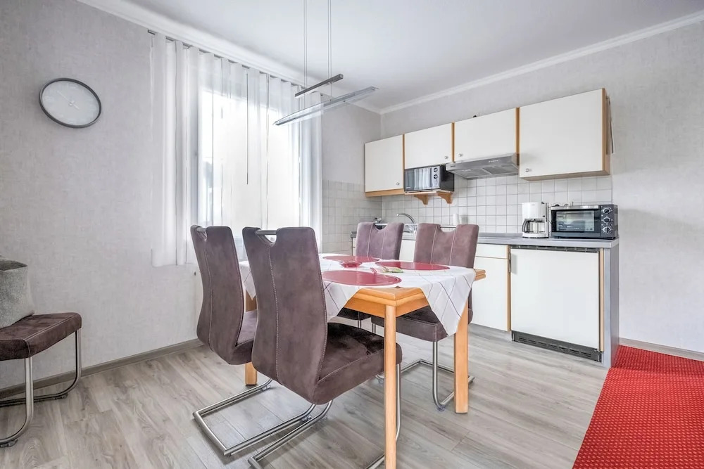 Modern Apartment in Schwalefeld with Garden