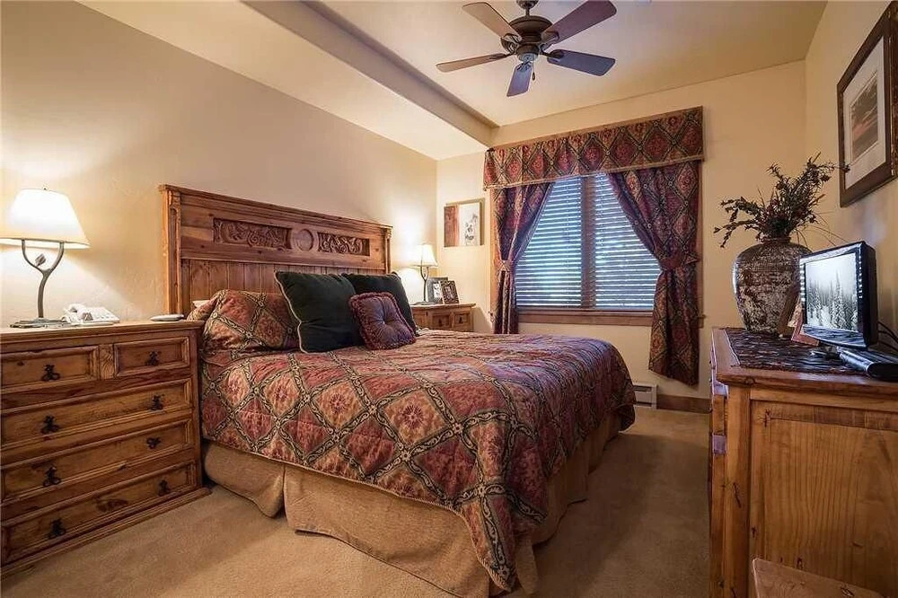 Tl2205 Beautifully Appointed Vacation Home! Just Steps From Outdoor Activities!