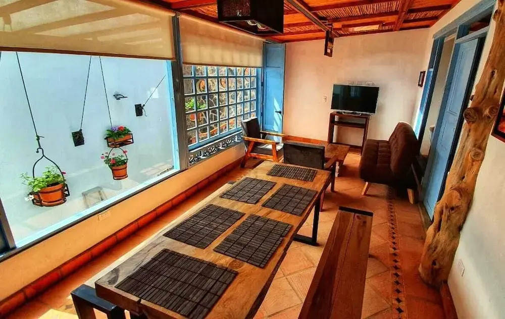 Apartahotel los Tucanes