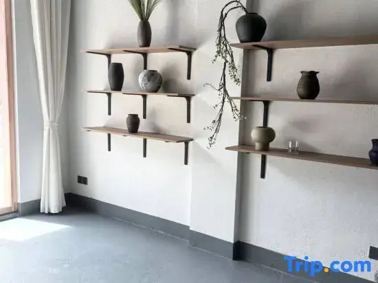 Yiningju Homestay (Huangyao Ancient Town Branch)