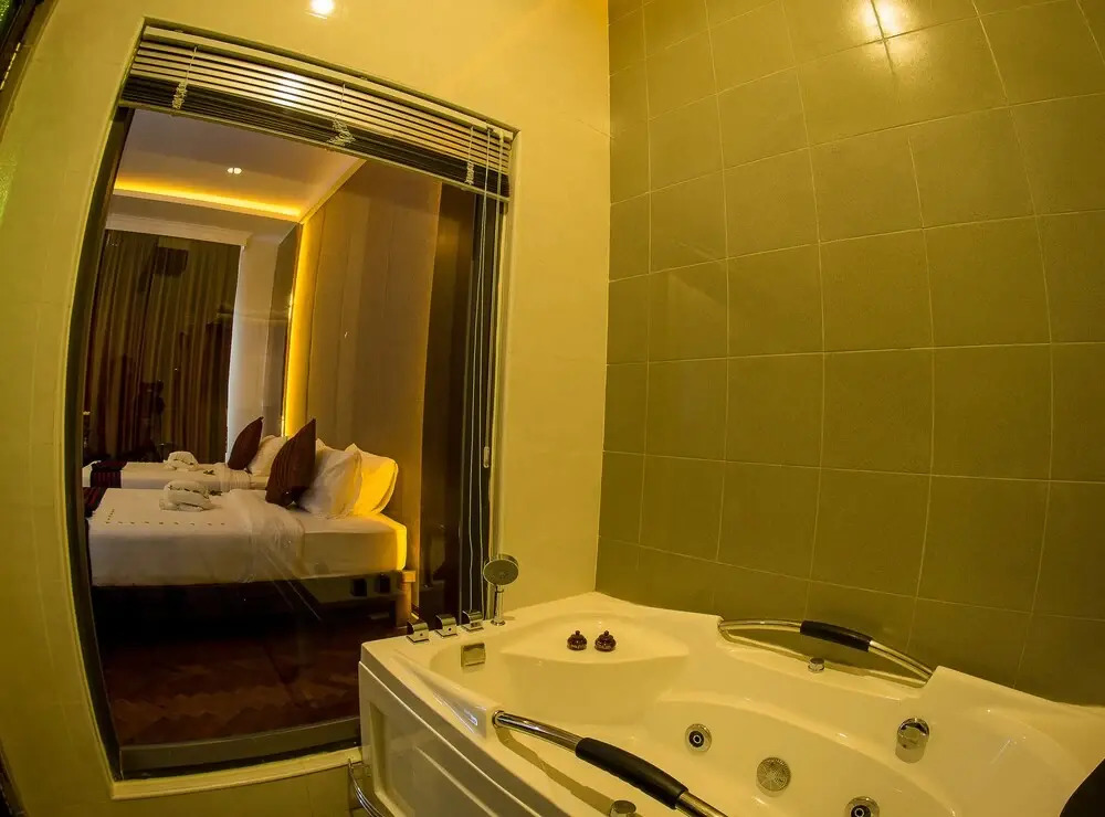 Lustre Bagan Resort