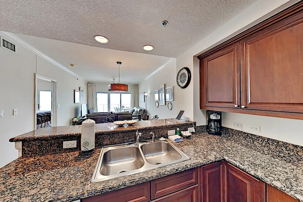 New Listing! Seawind Getaway W/ Gulf Views & Pool 3 Bedroom Condo