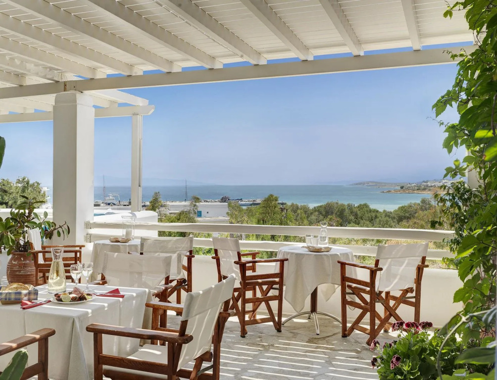 Aloni Hotel & Suites