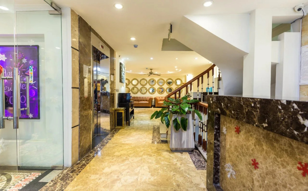 OYO 703 Hoang Gia Hotel
