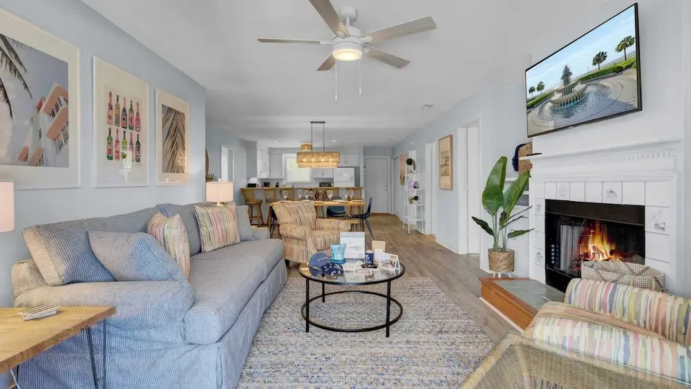 Ion by Avantstay Walk to Beach, Dining, Shopping Central Location Deck