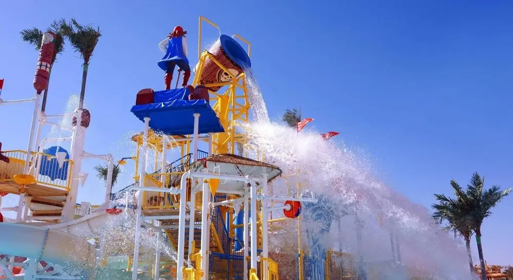 Albatros Aqua Blue Azrak VIP Package
