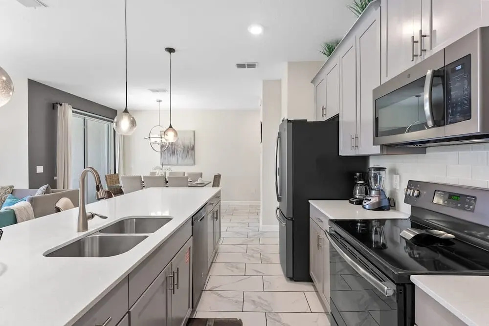 Amazing Resort Near Disney 4BR Townhome