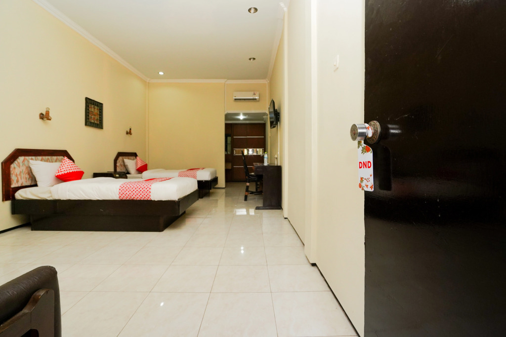 RedDoorz at Hotel Tampiarto Probolinggo Jawa Timur